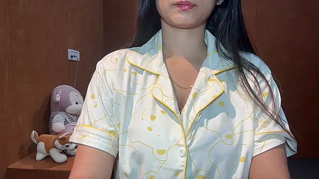 Snapshot of riya_stream chatting on December 17, 2025, 4:13 pm riya stream online show from December 17, 2025, 4:13 pm