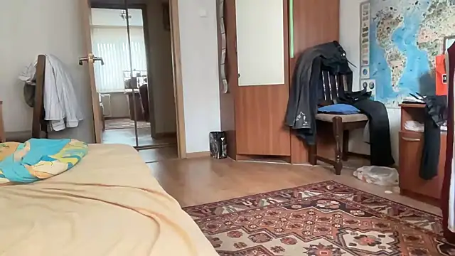 Lamonteik online show from February 24, 2026, 4:43 am