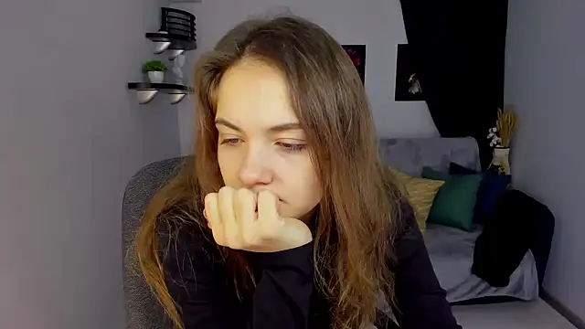 Snapshot of KristinaLoison chatting on January 14, 2025, 3:01 am KristinaLoison online show from January 14, 2025, 3:01 am