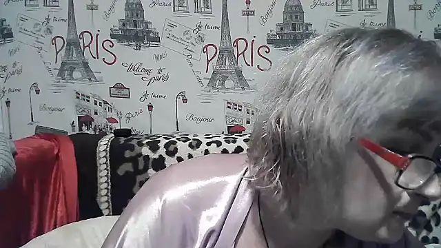 Snapshot of Gina_Marlyn chatting on December 15, 2024, 8:25 pm Gina Marlyn online show from December 15, 2024, 8:25 pm