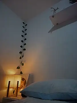 Snapshot of ShelbyHagen chatting on February 5, 2026, 11:31 pm ShelbyHagen online show from February 5, 2026, 11:31 pm