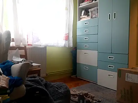 feathersify online show from October 18, 2025, 10:16 am