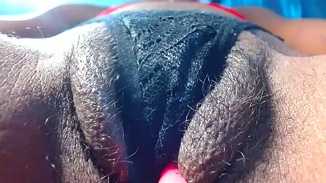 bethanywilson 23 online show from March 28, 2026, 7:02 pm