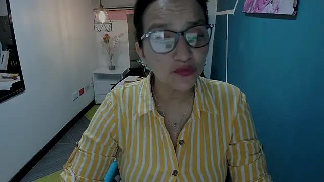 Snapshot of MarilynMiilf_ chatting on December 2, 2024, 10:56 pm MarilynMiilf online show from December 2, 2024, 10:56 pm