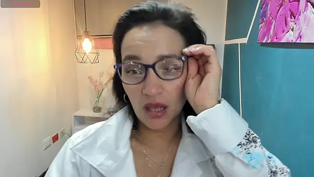 Snapshot of MarilynMiilf_ chatting on December 12, 2024, 1:53 am MarilynMiilf online show from December 12, 2024, 1:53 am