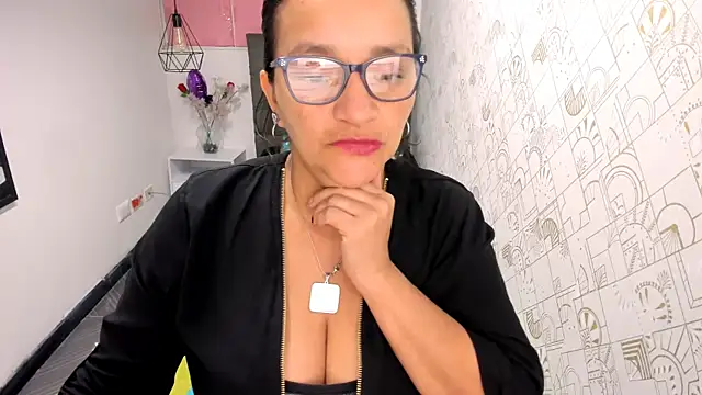 Snapshot of MarilynMiilf_ chatting on December 28, 2024, 11:05 pm MarilynMiilf online show from December 28, 2024, 11:05 pm