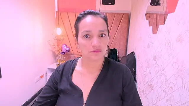 Snapshot of MarilynMiilf_ chatting on September 18, 2025, 7:38 pm MarilynMiilf online show from September 18, 2025, 7:38 pm