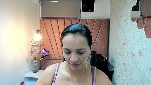 Snapshot of MarilynMiilf_ chatting on November 4, 2025, 7:24 pm MarilynMiilf online show from November 4, 2025, 7:24 pm