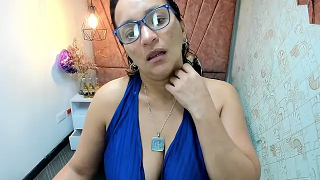 Snapshot of MarilynMiilf_ chatting on November 28, 2025, 7:38 pm MarilynMiilf online show from November 28, 2025, 7:38 pm