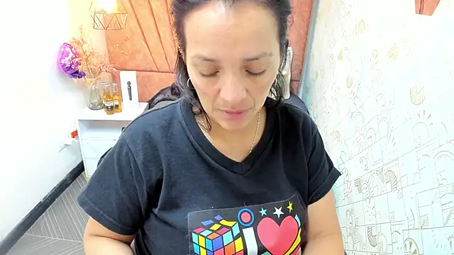 Snapshot of MarilynMiilf_ chatting on December 5, 2025, 7:39 am MarilynMiilf online show from December 5, 2025, 7:39 am