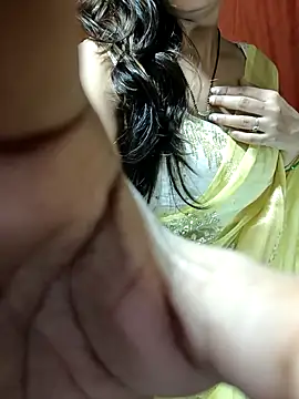 Snapshot of SHANAYA94 chatting on November 27, 2025, 6:32 pm SHANAYA94 online show from November 27, 2025, 6:32 pm