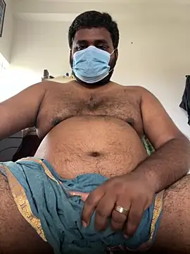 Snapshot of godmail100 chatting on October 22, 2025, 5:30 am godmail100 online show from October 22, 2025, 5:30 am