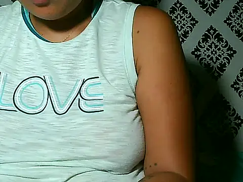 Snapshot of sweet_smile4u chatting on January 8, 2026, 9:06 pm sweet smile4u online show from January 8, 2026, 9:06 pm