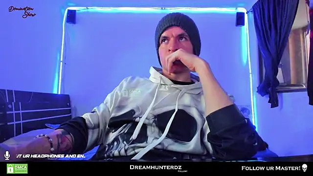 Snapshot of Headhunterdz chatting on February 5, 2025, 10:12 pm Headhunterdz online show from February 5, 2025, 10:12 pm