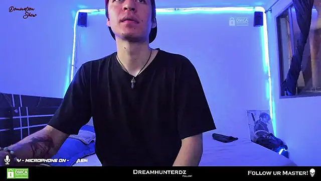 Snapshot of Headhunterdz chatting on February 13, 2025, 10:22 pm Headhunterdz online show from February 13, 2025, 10:22 pm