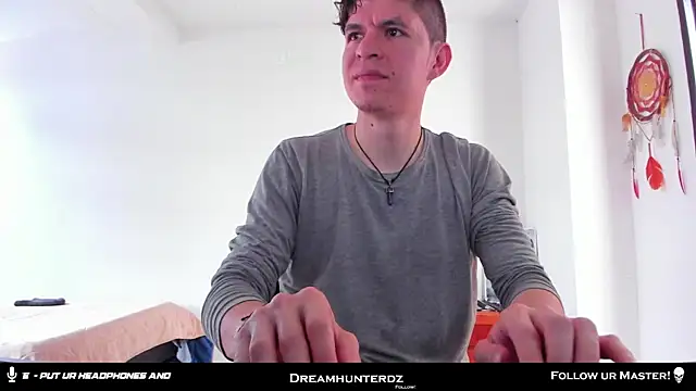 Snapshot of Headhunterdz chatting on October 4, 2025, 2:37 pm Headhunterdz online show from October 4, 2025, 2:37 pm