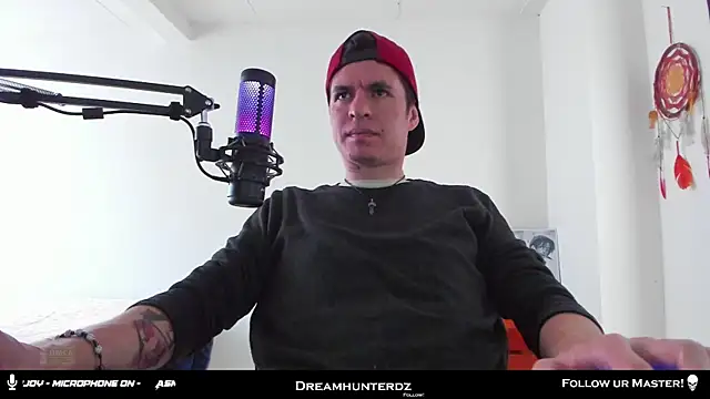 Snapshot of Headhunterdz chatting on November 16, 2025, 7:52 pm Headhunterdz online show from November 16, 2025, 7:52 pm