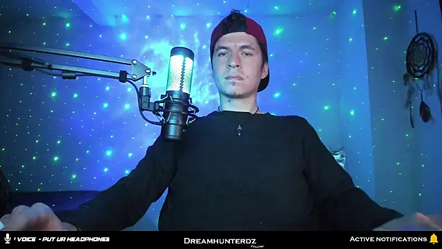 Snapshot of Headhunterdz chatting on November 22, 2025, 11:59 pm Headhunterdz online show from November 22, 2025, 11:59 pm