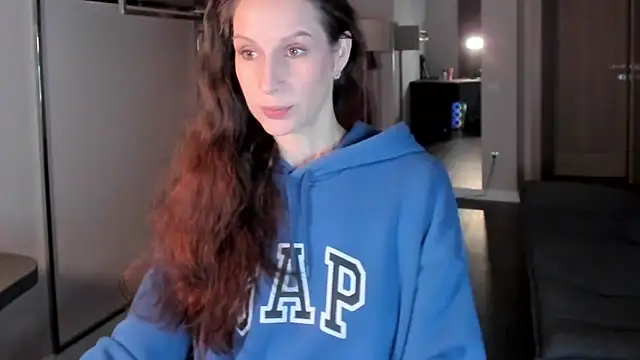 Mila Anders online show from December 15, 2025, 5:34 am