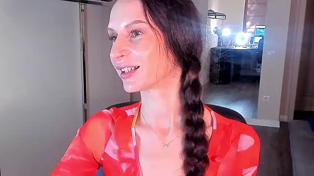 Snapshot of Mila_Anders chatting on May 25, 2026, 4:51 am Mila Anders online show from May 25, 2026, 4:51 am