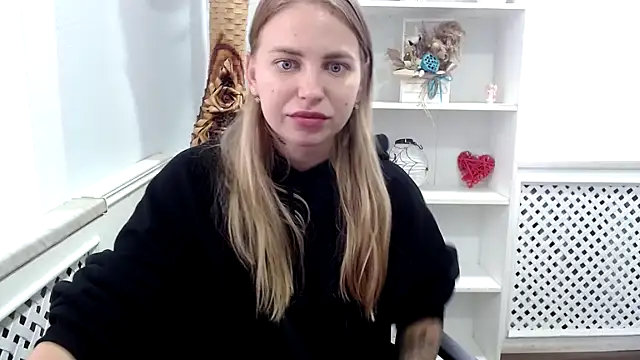 Snapshot of klerkarina chatting on October 9, 2025, 8:34 am klerkarina online show from October 9, 2025, 8:34 am