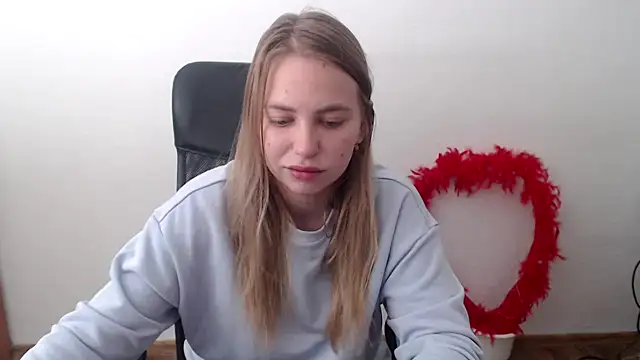 Snapshot of klerkarina chatting on October 19, 2025, 4:46 am klerkarina online show from October 19, 2025, 4:46 am