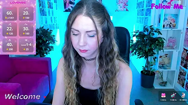 Snapshot of GrayceWild chatting on January 17, 2025, 8:24 am GrayceWild online show from January 17, 2025, 8:24 am