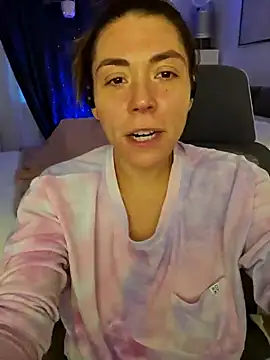 Snapshot of Ellie-L-Elizabeth chatting on December 11, 2024, 12:55 pm Ellie-L-Elizabeth online show from December 11, 2024, 12:55 pm