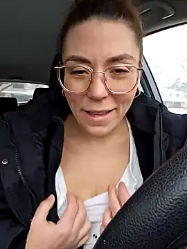 Snapshot of Ellie-L-Elizabeth chatting on January 16, 2025, 2:19 pm Ellie-L-Elizabeth online show from January 16, 2025, 2:19 pm