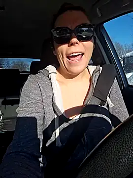 Snapshot of Ellie-L-Elizabeth chatting on February 5, 2025, 2:16 pm Ellie-L-Elizabeth online show from February 5, 2025, 2:16 pm