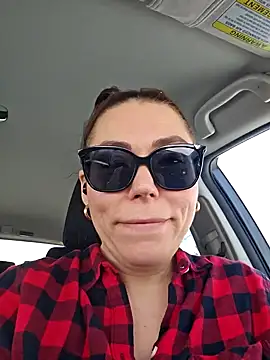 Snapshot of Ellie-L-Elizabeth chatting on February 18, 2025, 2:27 pm Ellie-L-Elizabeth online show from February 18, 2025, 2:27 pm