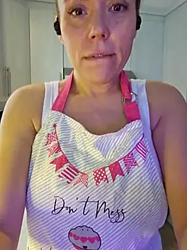 Snapshot of Ellie-L-Elizabeth chatting on March 1, 2025, 2:02 pm Ellie-L-Elizabeth online show from March 1, 2025, 2:02 pm