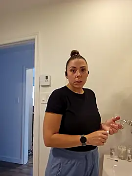 Snapshot of Ellie-L-Elizabeth chatting on September 23, 2025, 8:34 pm Ellie-L-Elizabeth online show from September 23, 2025, 8:34 pm