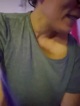 Snapshot of Ellie-L-Elizabeth chatting on November 21, 2025, 11:58 pm Ellie-L-Elizabeth online show from November 21, 2025, 11:58 pm