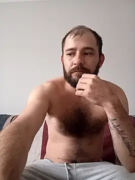 Snapshot of NiiiRvaNaa chatting on October 18, 2025, 7:53 am NiiiRvaNaa online show from October 18, 2025, 7:53 am