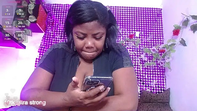 Snapshot of niawk_ chatting on January 14, 2026, 2:01 pm niawk online show from January 14, 2026, 2:01 pm