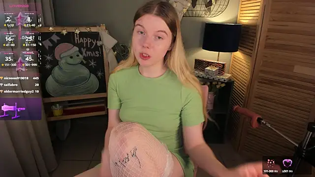 Snapshot of ohmyJuliet chatting on December 4, 2024, 5:49 am ohmyJuliet online show from December 4, 2024, 5:49 am