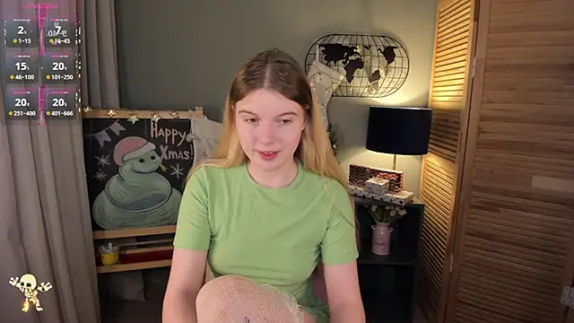 Snapshot of ohmyJuliet chatting on December 7, 2024, 9:06 am ohmyJuliet online show from December 7, 2024, 9:06 am