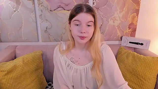 Snapshot of ohmyJuliet chatting on January 17, 2025, 2:29 am ohmyJuliet online show from January 17, 2025, 2:29 am