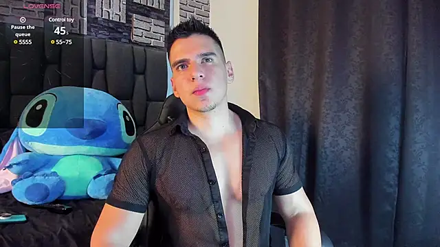 leyton flex online show from March 17, 2025, 11:54 pm