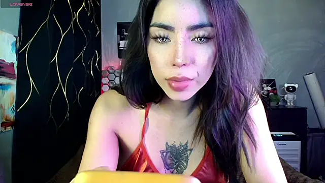 Snapshot of Hot_Metallica69 chatting on April 12, 2026, 10:42 am Hot Metallica69 online show from April 12, 2026, 10:42 am