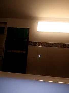 Snapshot of Curvy_Milf_Stella chatting on February 4, 2026, 6:08 am Curvy Milf Stella online show from February 4, 2026, 6:08 am