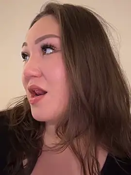 RosieDixx online show from November 4, 2025, 3:38 am