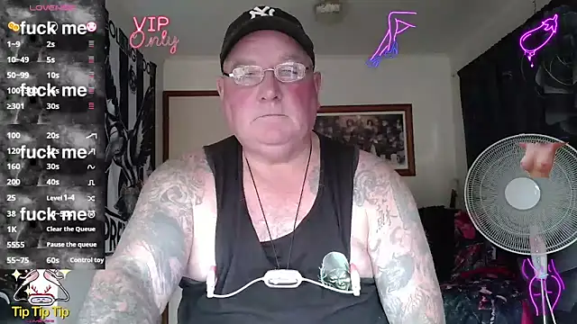 Snapshot of HOTANAL chatting on April 26, 2026, 2:20 am HOTANAL online show from April 26, 2026, 2:20 am