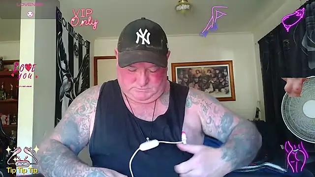 Snapshot of HOTANAL chatting on May 11, 2026, 2:28 am HOTANAL online show from May 11, 2026, 2:28 am