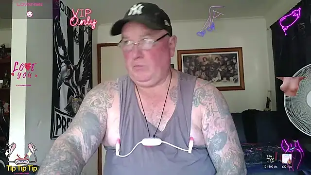 Snapshot of HOTANAL chatting on May 17, 2026, 2:20 am HOTANAL online show from May 17, 2026, 2:20 am