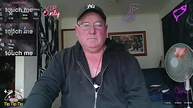 Snapshot of HOTANAL chatting on May 18, 2026, 5:35 am HOTANAL online show from May 18, 2026, 5:35 am