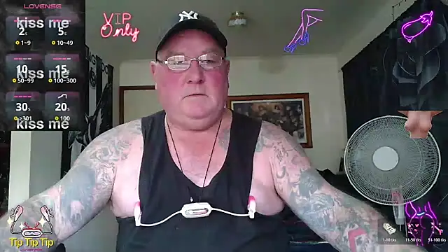 Snapshot of HOTANAL chatting on May 20, 2026, 1:56 am HOTANAL online show from May 20, 2026, 1:56 am