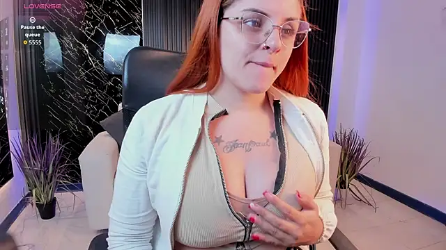 kimbrownn online show from May 21, 2026, 11:28 am