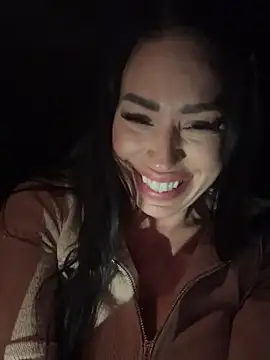 Snapshot of annablisss chatting on February 6, 2026, 3:22 am annablisss online show from February 6, 2026, 3:22 am